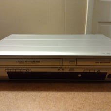 Magnavox DVD Recorder VCR Transfer Tapes No Remote Partially Works