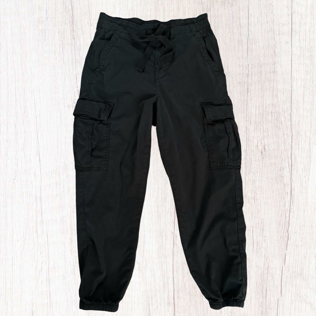 American Eagle Black Jogger Cargo Pocket Pants size 8 Short