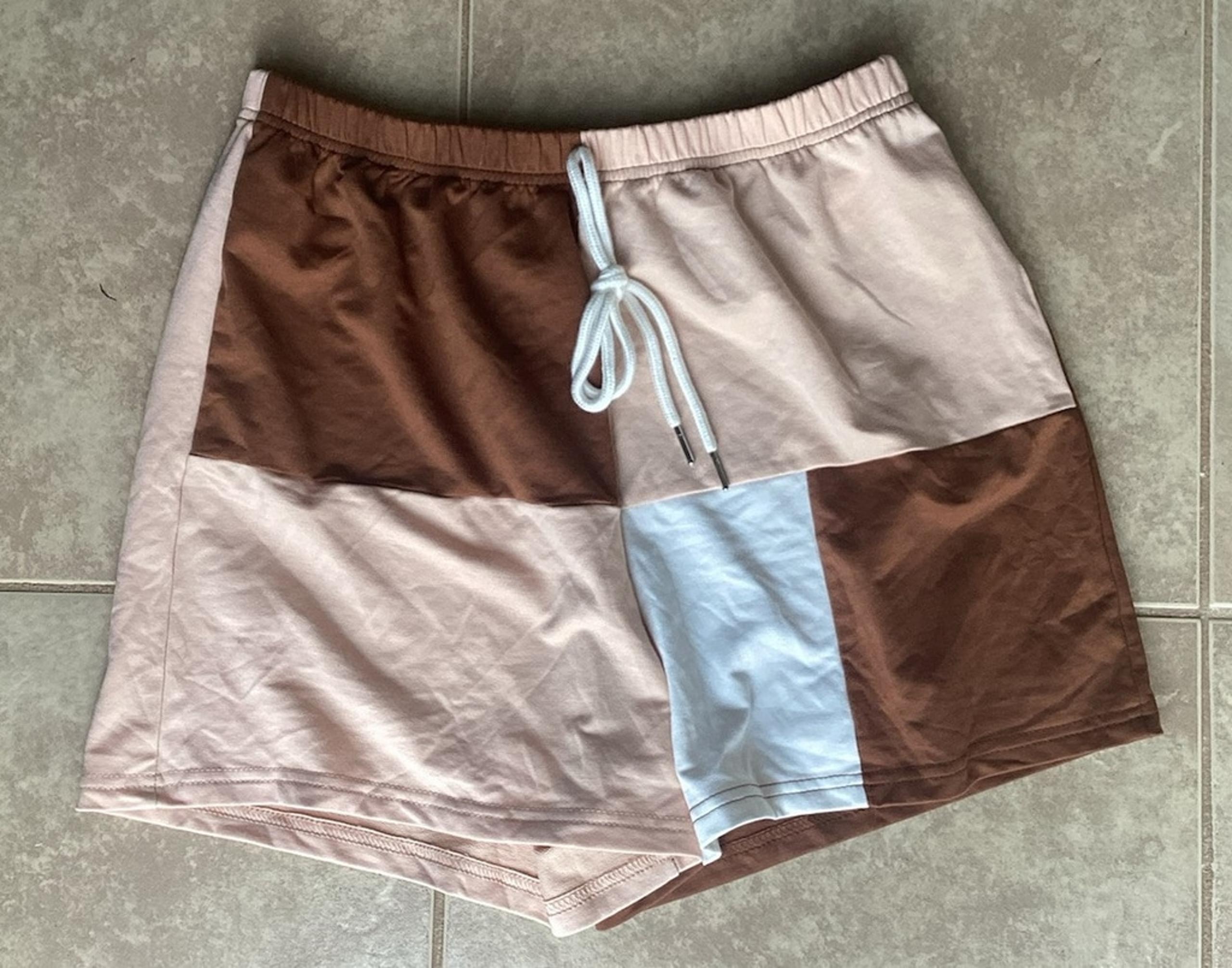 Shein White/Brown Multi Block Elastic Waist Shorts Women's Size Large/8-10