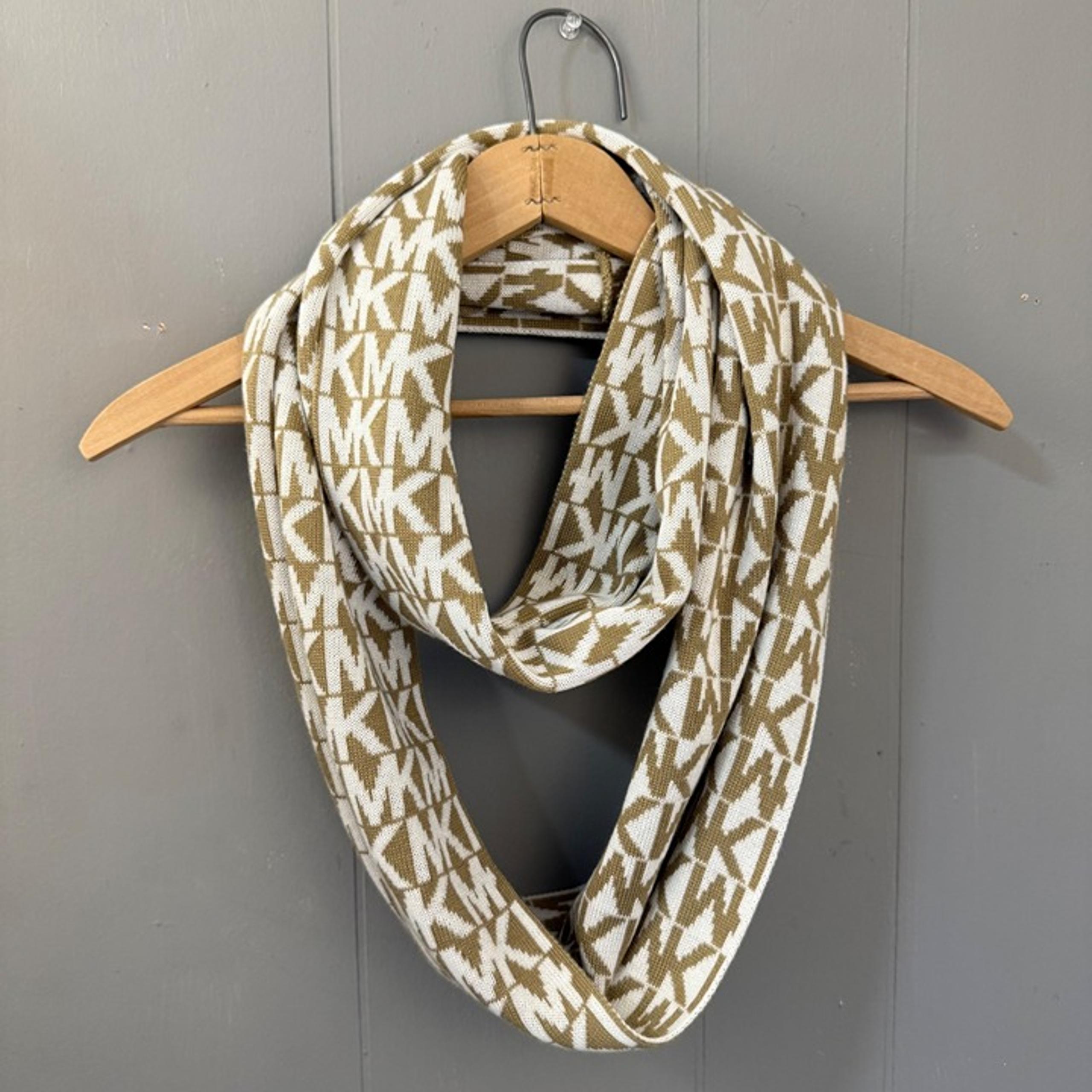 Michael Kors MK Monogram Infinity Scarf Beige & White Blend