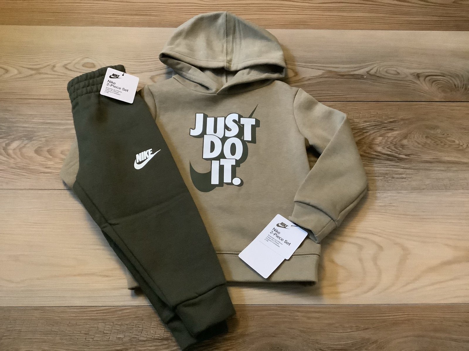 Nike toddler boys JUST DO IT hoodie & joggers set size 2T(NWT)~PRICE IS FIRM ~