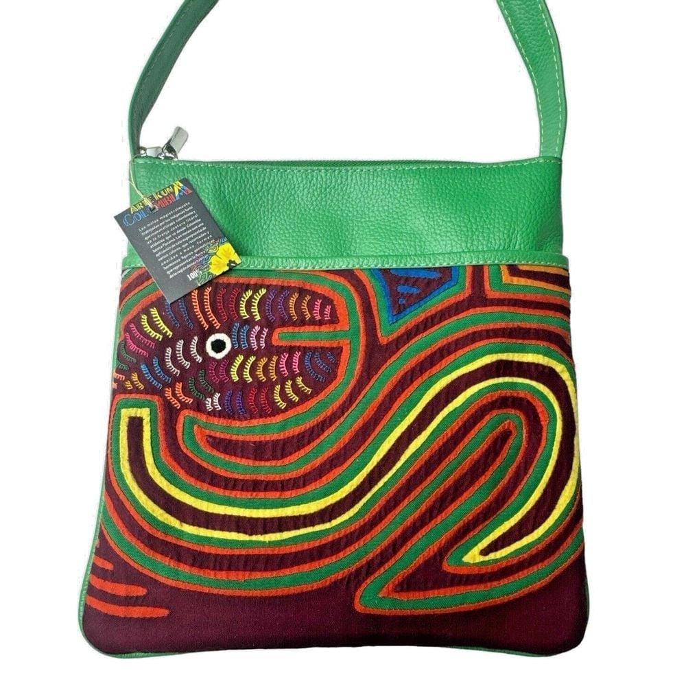 Arte Kuna Colombia Leather Crossbody Bag - Mola Design, Lined, Multiple Pockets