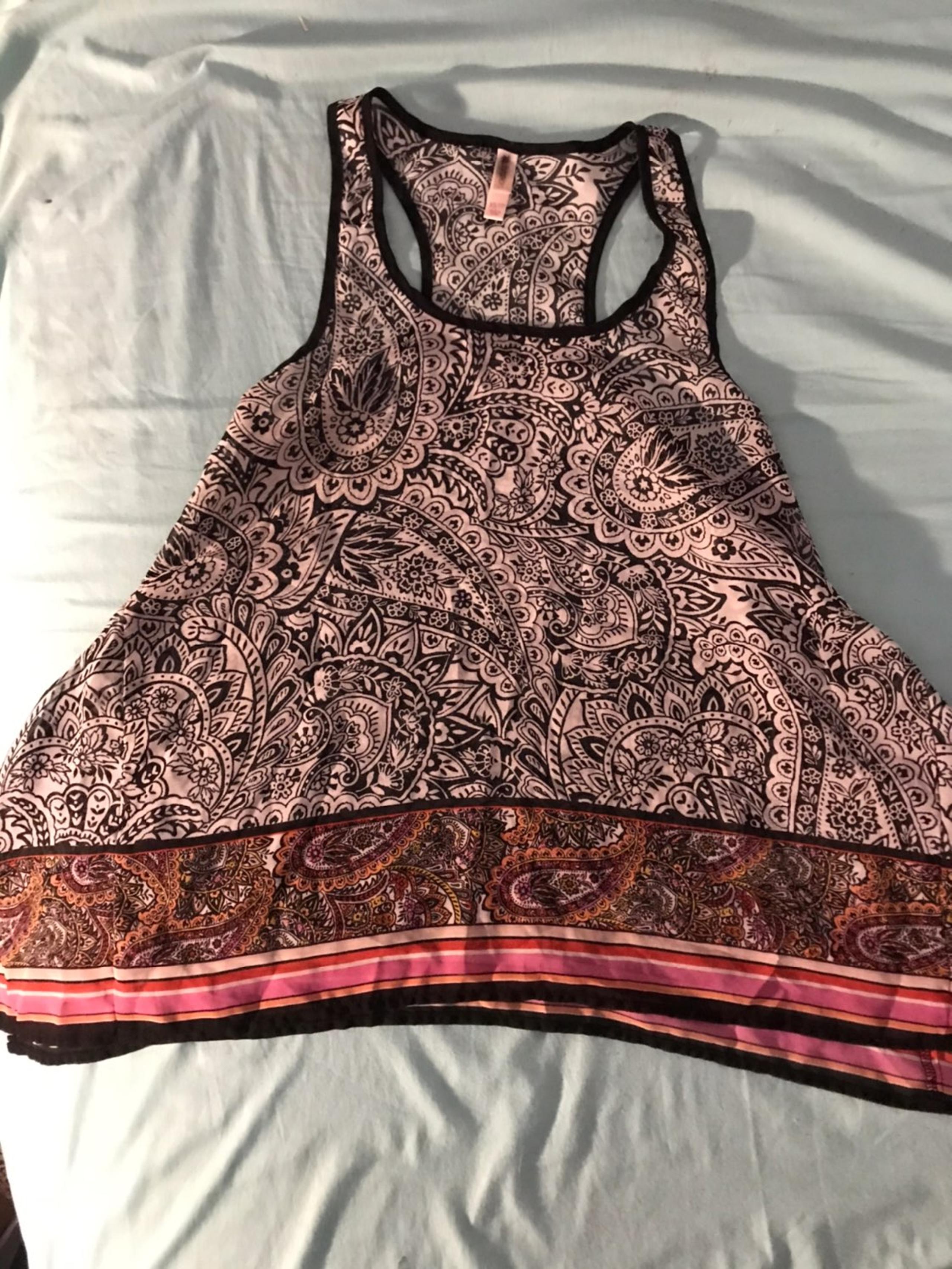 Xhileration Tank Top XS