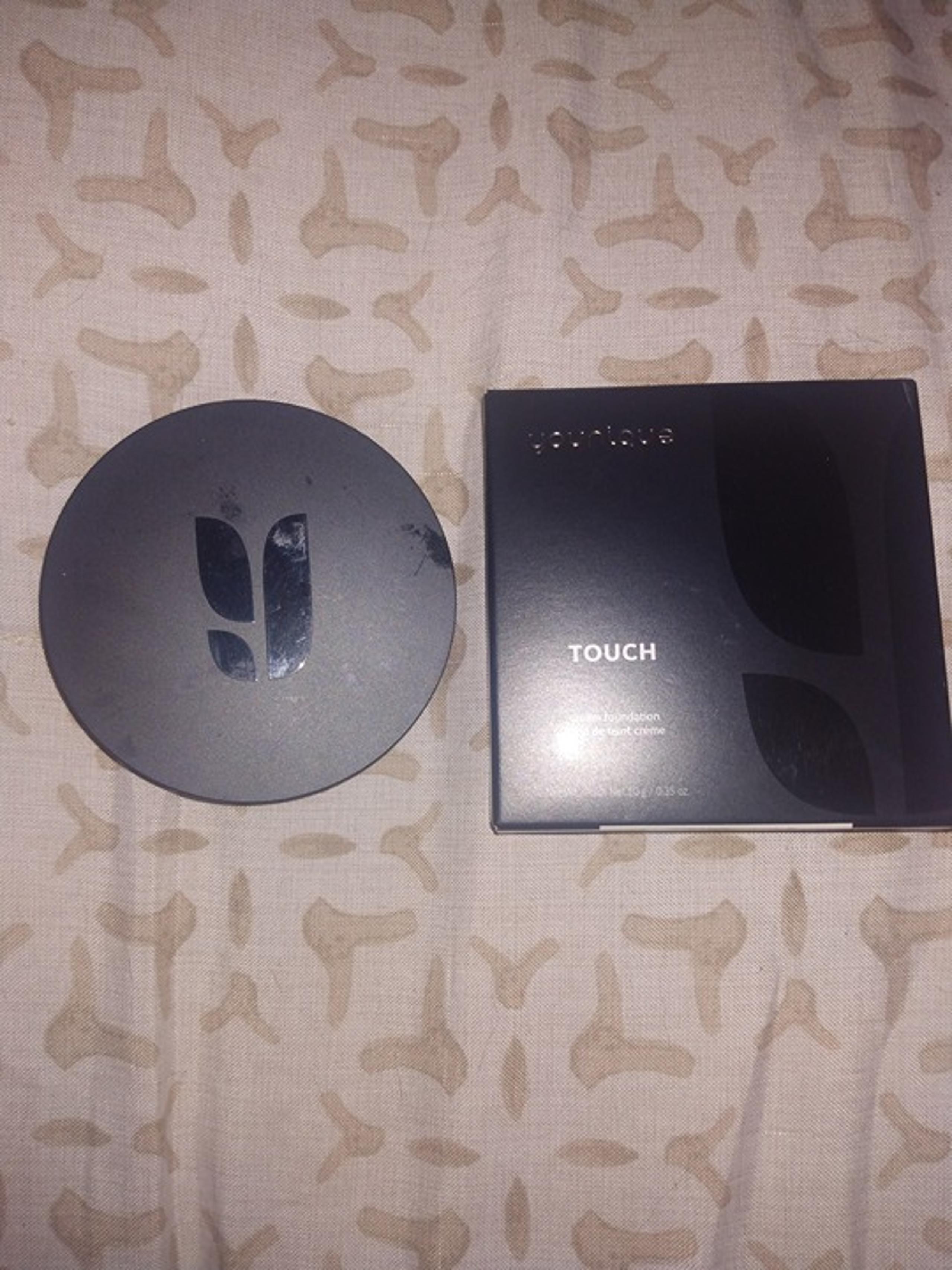 Younique cream foundation