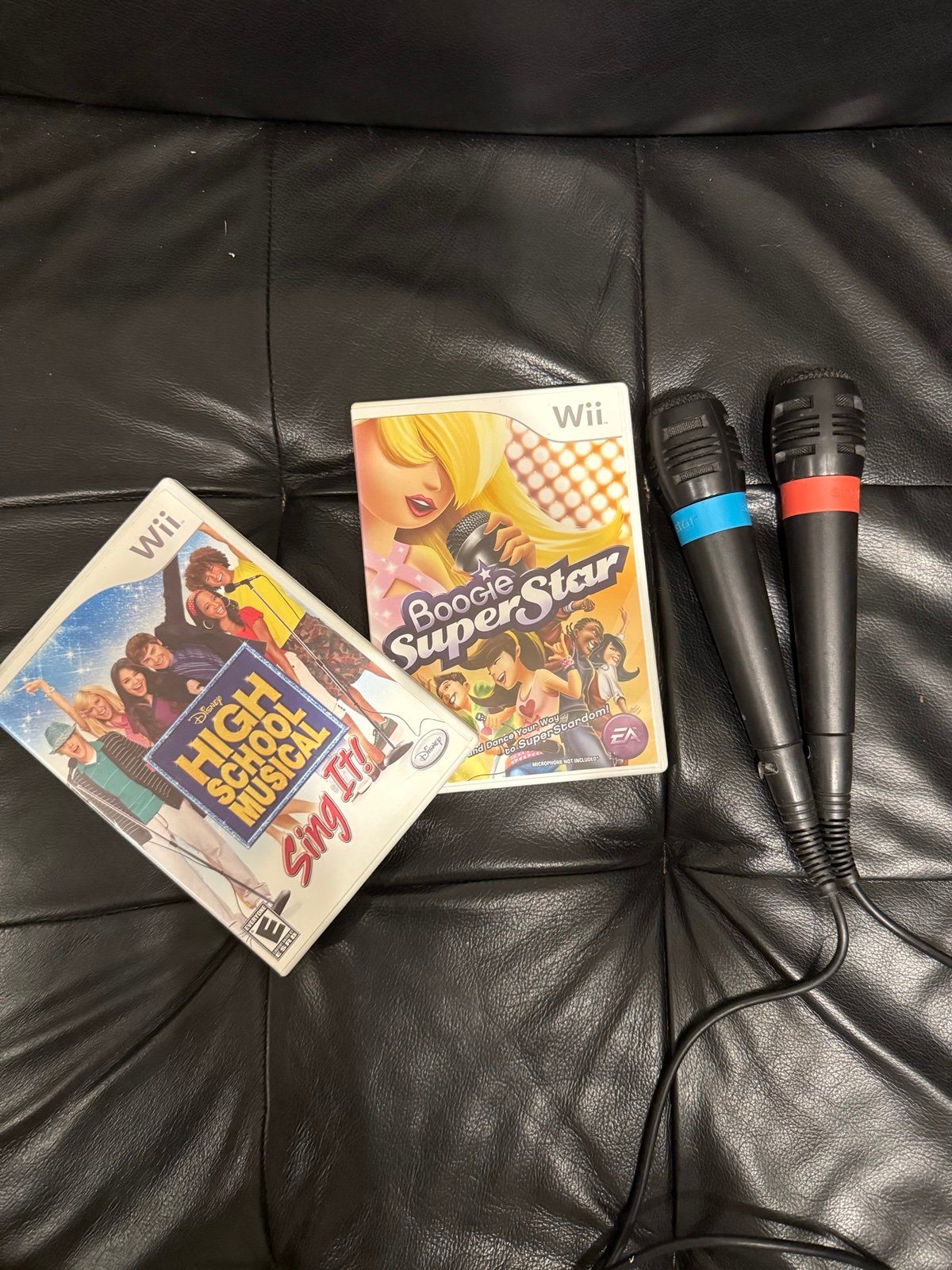 Sing Star wii game and microphone