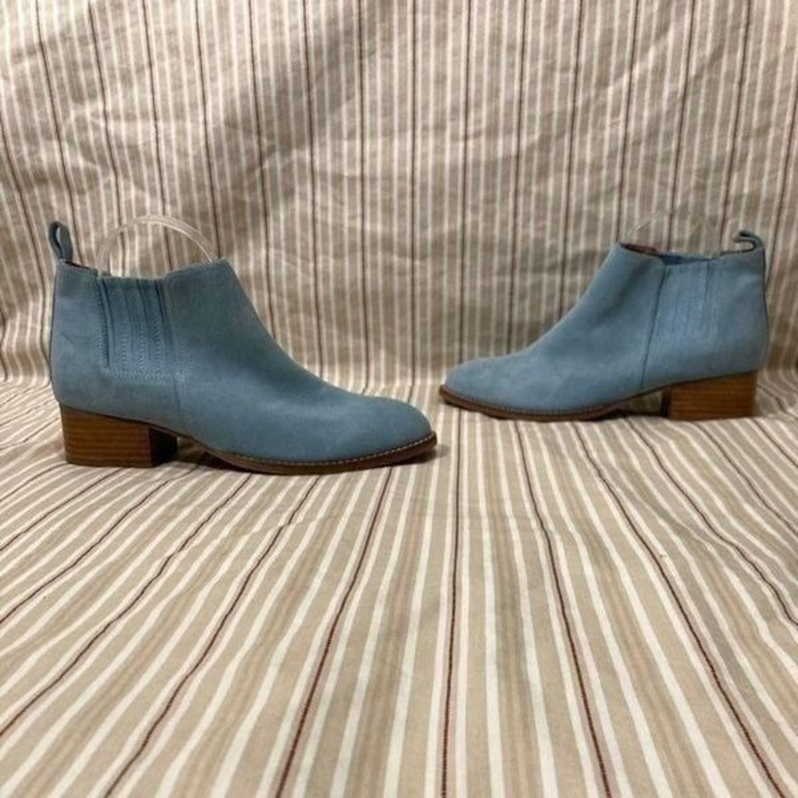 Jeffrey Campbell Metcalf Almond Toe Bootie Size 8.5