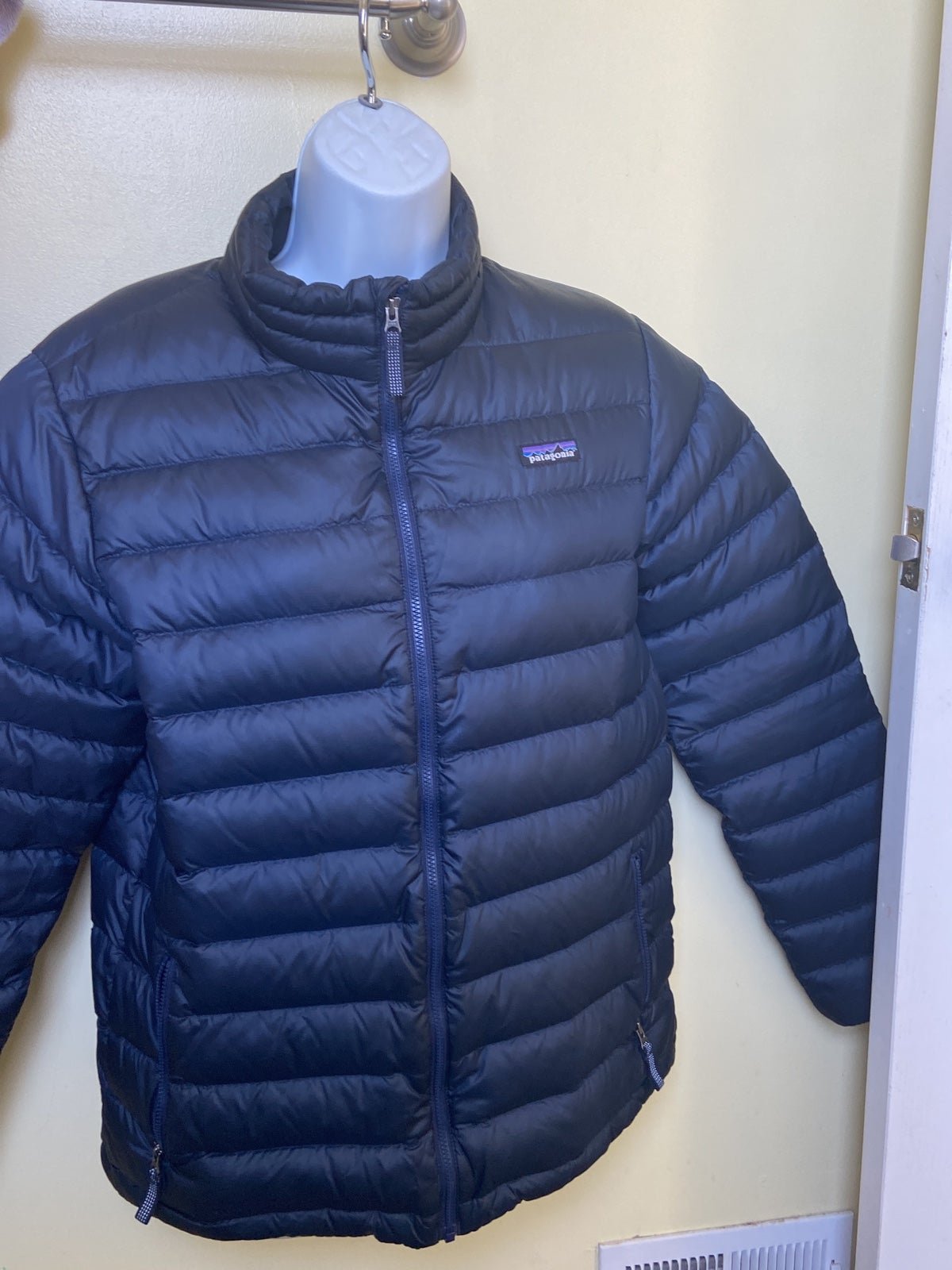 Paragonia Down jacket