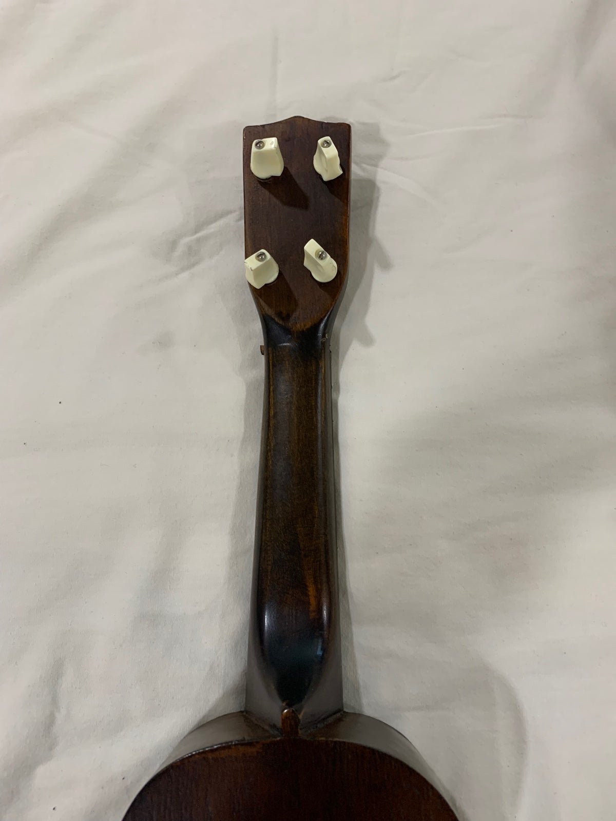 LYLE VINTAGE GUITAR