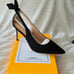 Black Pumps
