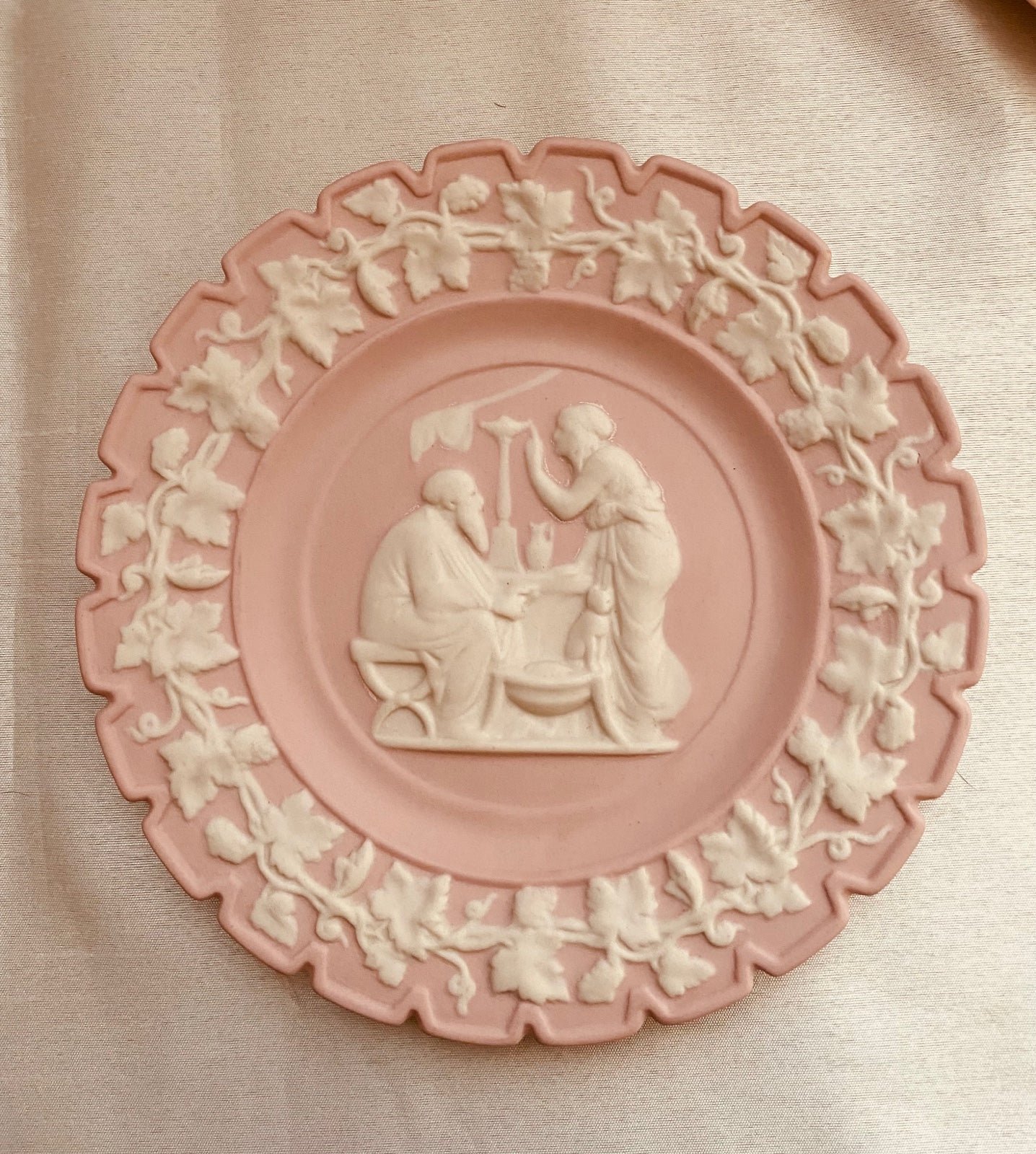4 Vintage Greek Cameo Plates 7.25” Pink Scalloped