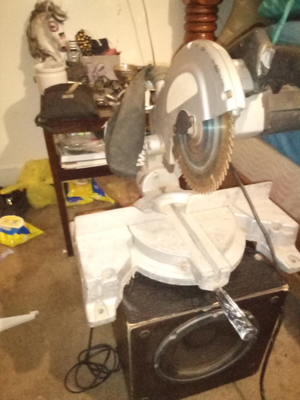 10-in compound miter saw