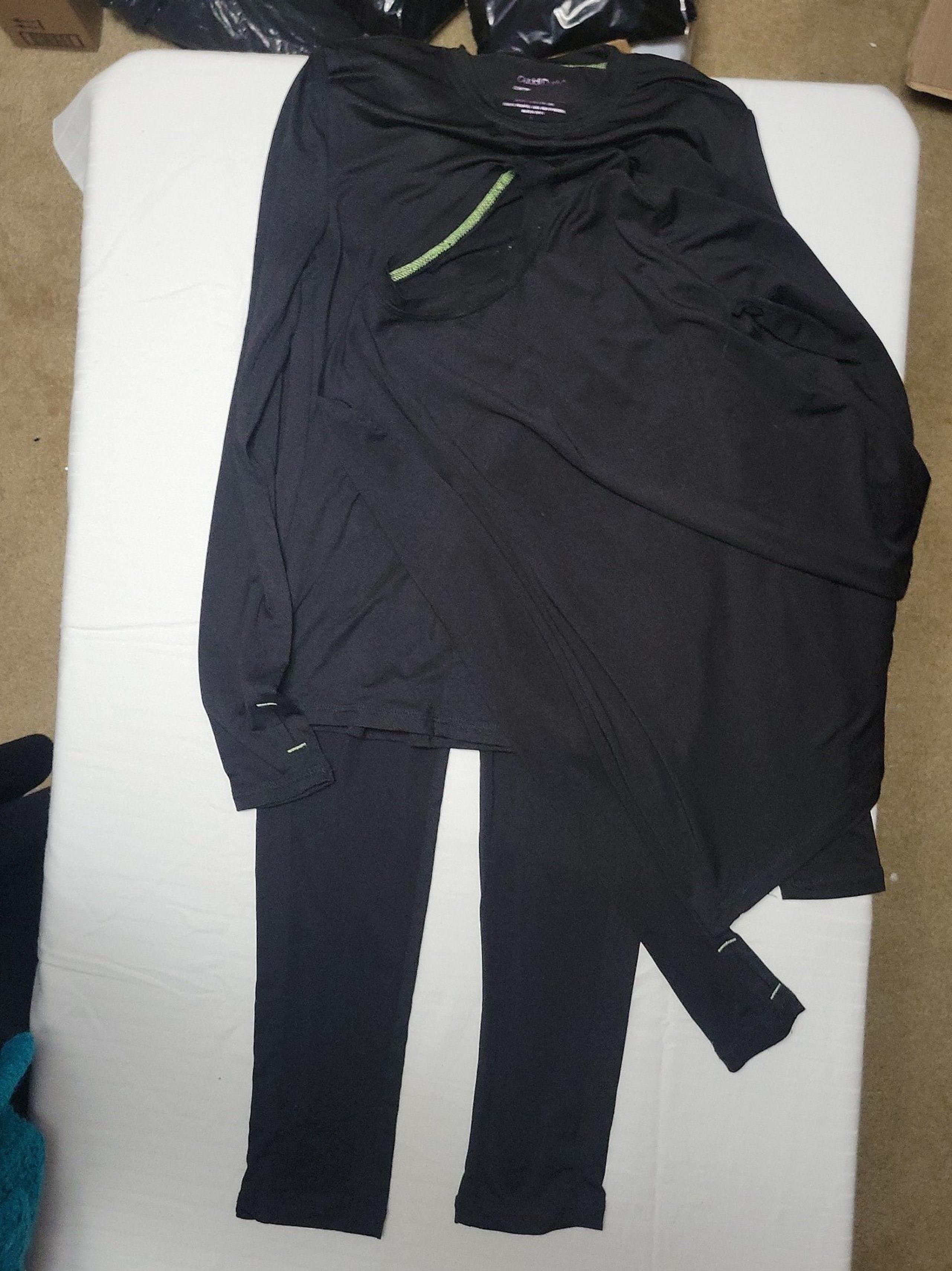 Big Boy's Cuddl Duds. 2 tops, 1 bottom. Size L. Lot #0011