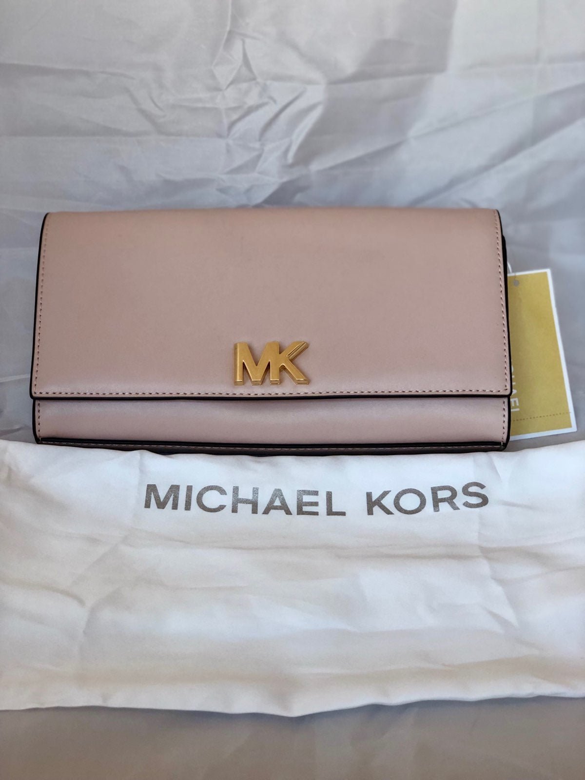 michael michael kors mott leather clutch