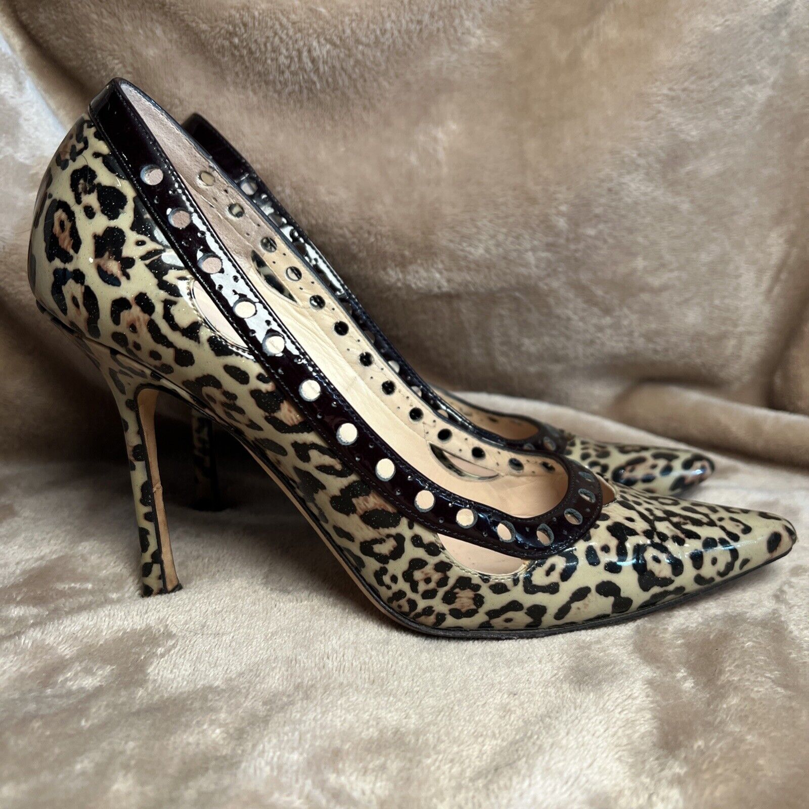 Jimmy Choo Leopard Slight Sparkle Cutouts Pumps 4 Heels Women's 37 US Size 7 :)
