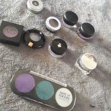 Cosmetics bundle