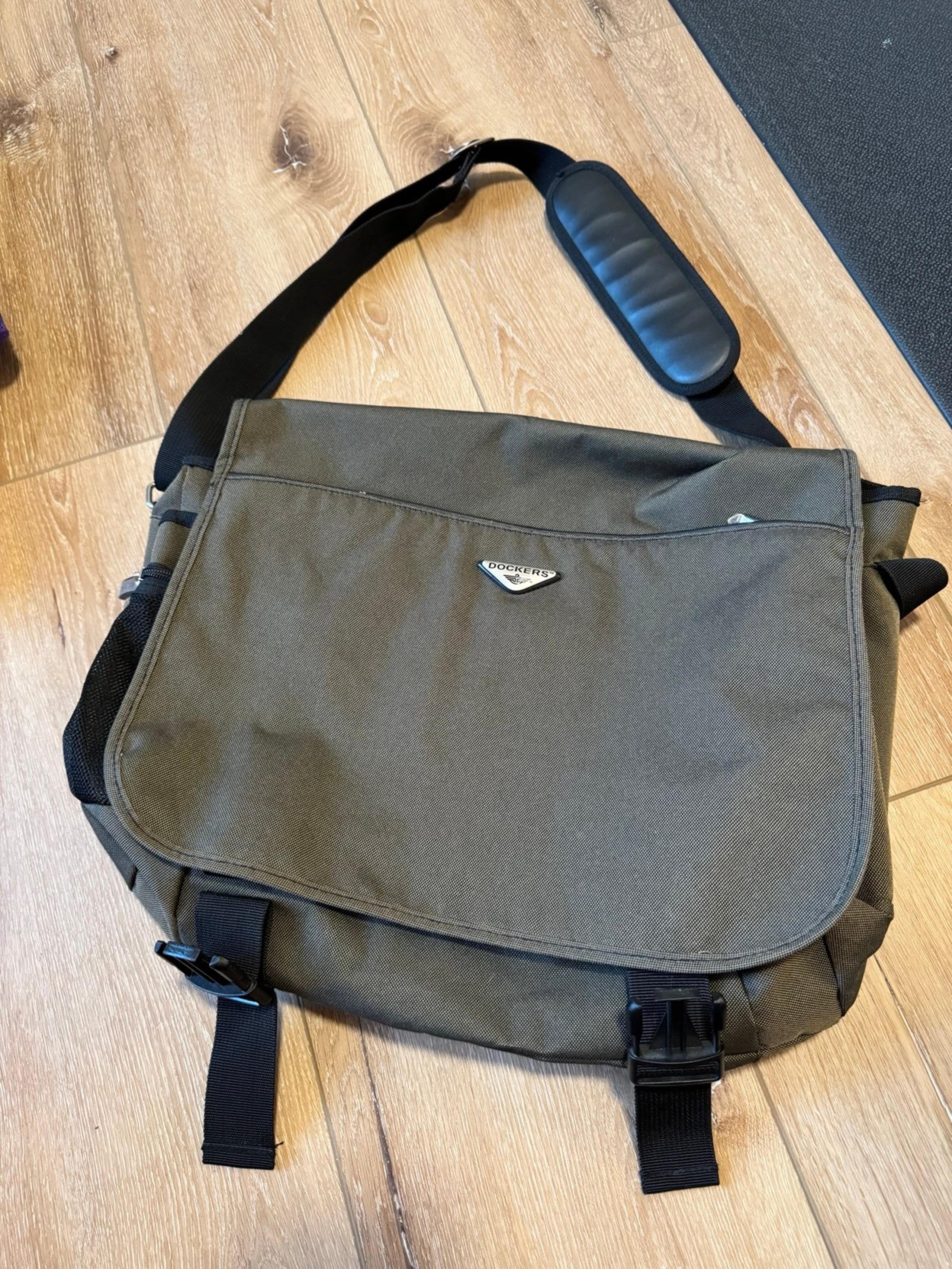 Dockers men tote or computer bag - adjustable