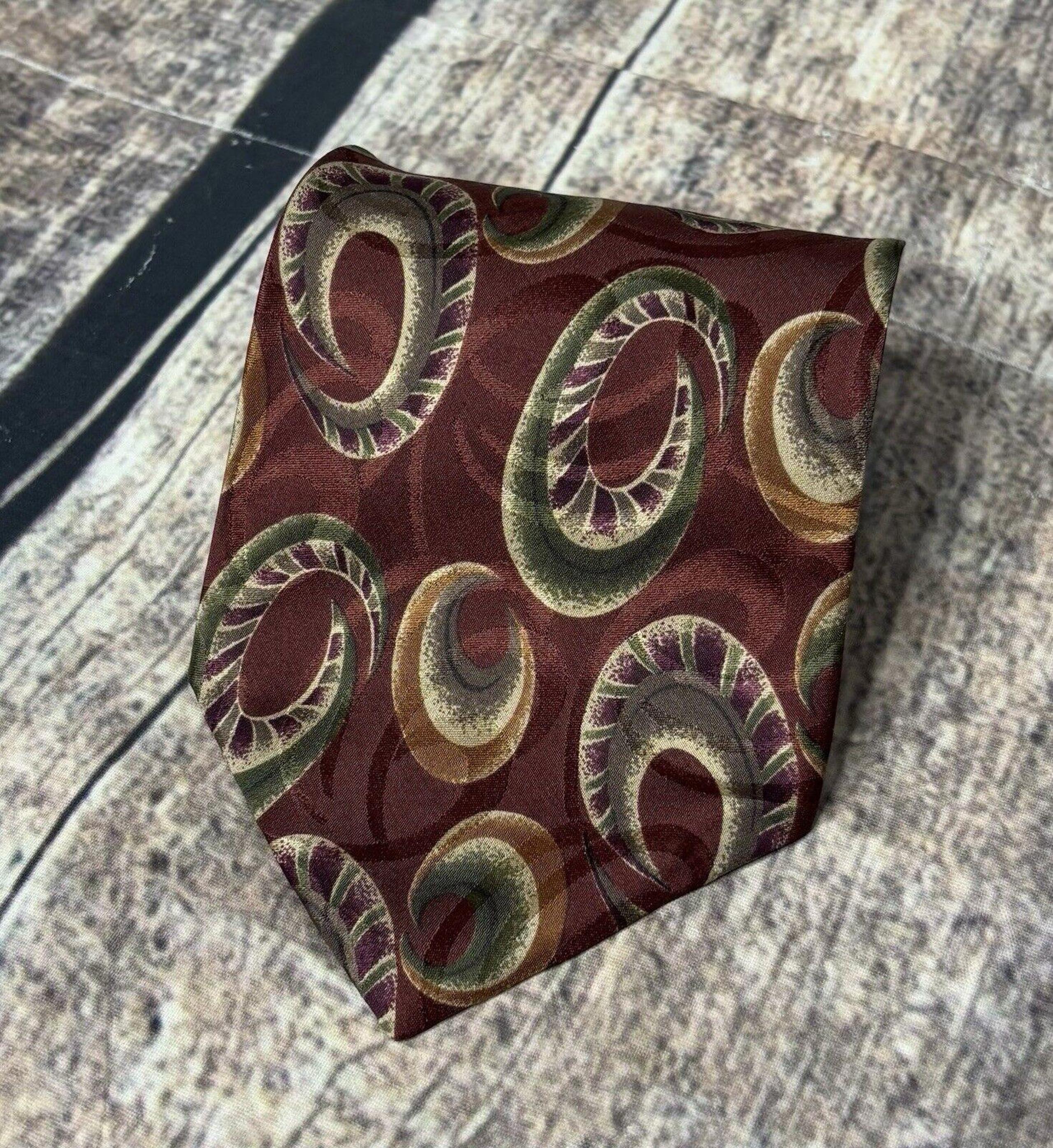 VTG Barneys New York Mens Silk Neck Tie Italy Made Geometric Burgundy