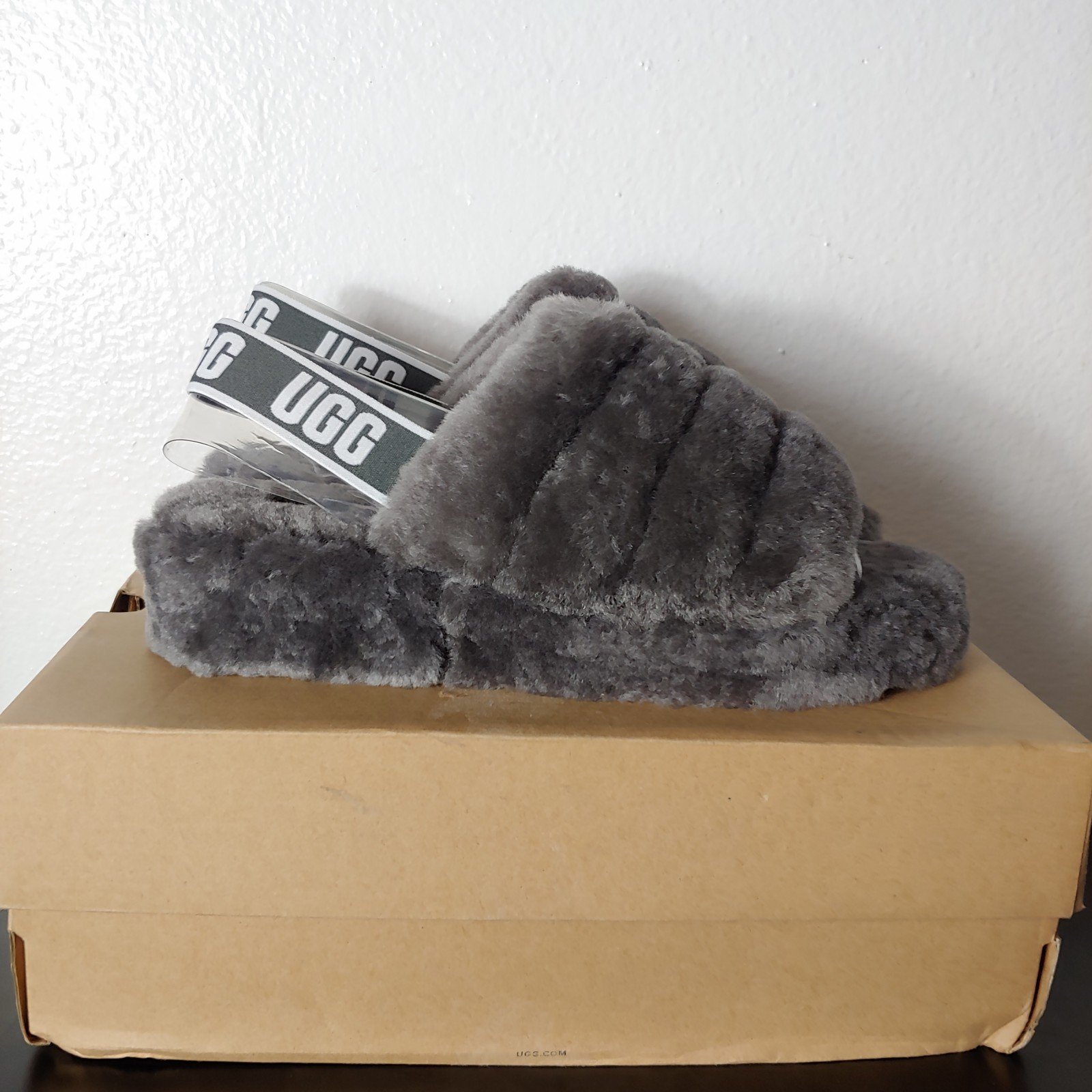 UGG Fluff Yeah Slide Charcoal Woman's Sheepskin Slipper Sandals #1095119 Size 10