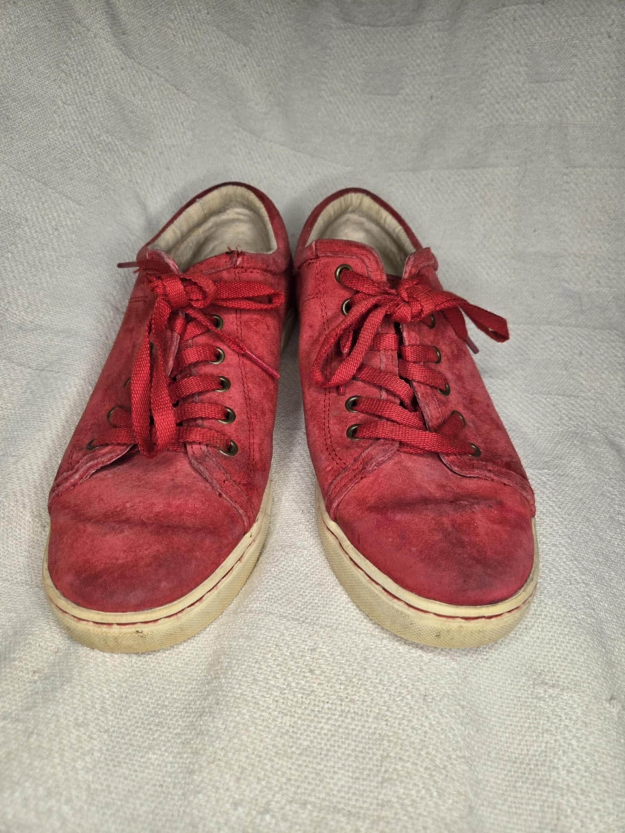 UGG Australia flats red size 8.5 women’s