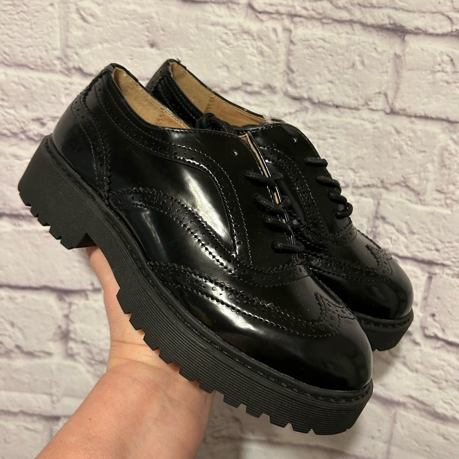 Torrid Chunky lug sole Oxfords Black patent Size 7.5 New with tag