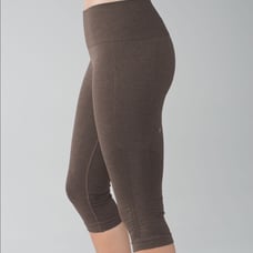 Lululemon in the flow leggings