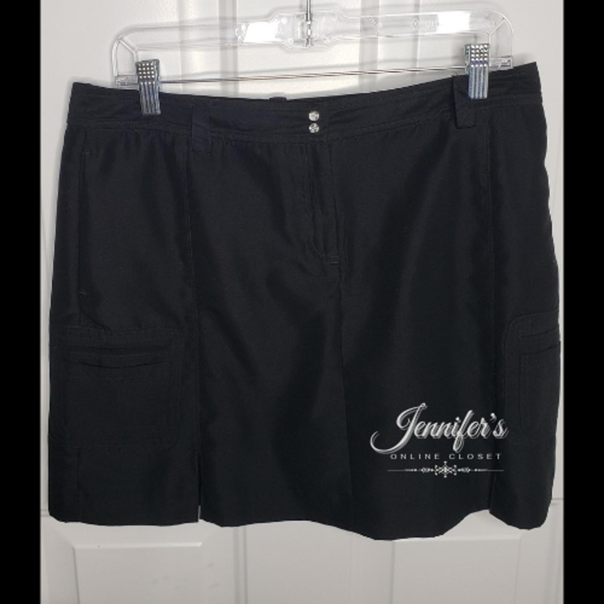 Izod XFG Women's Black Swing Flex/Microfiber Golf Skort Size 10
