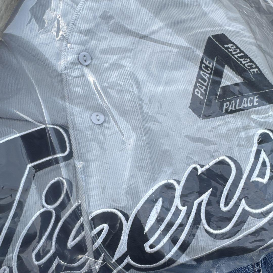 PALACE Hanshin Tigers Jersey, size M