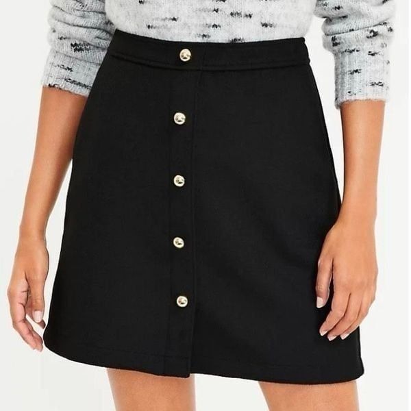 Loft Wooly Button Pocket Skirt size 14 Black NEW