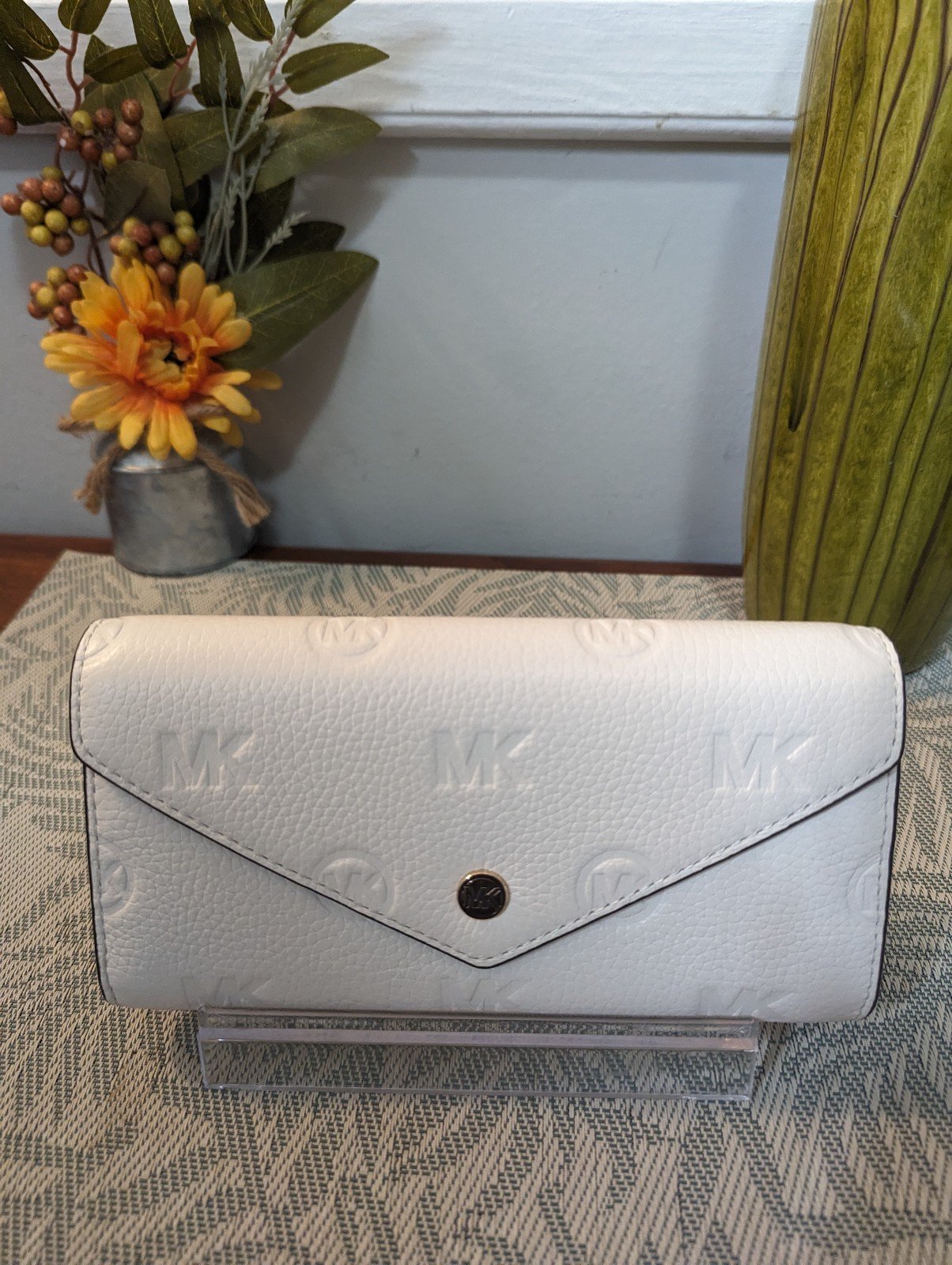 Michael kors embossed wallet