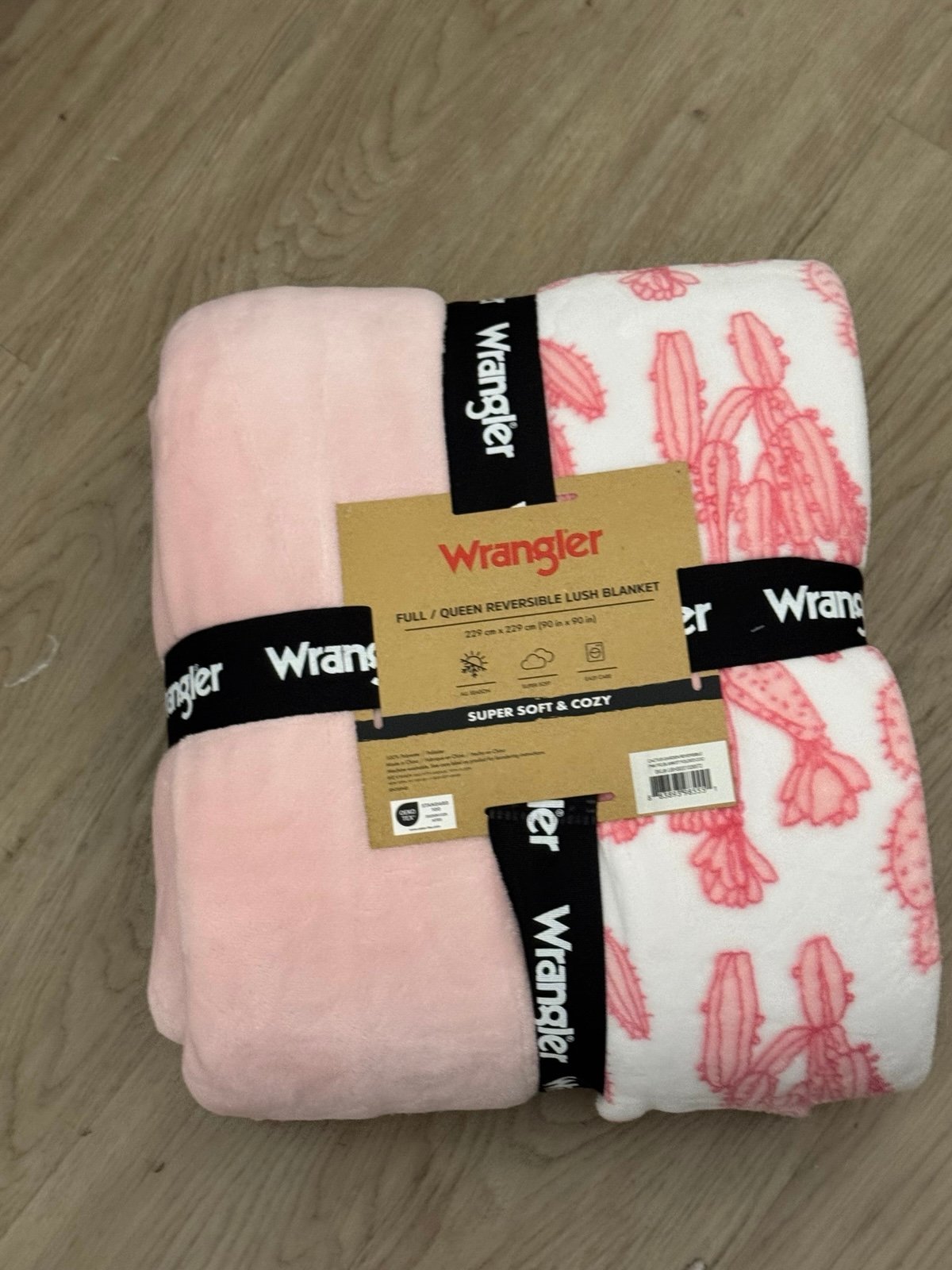 Wrangler pink queen blanket