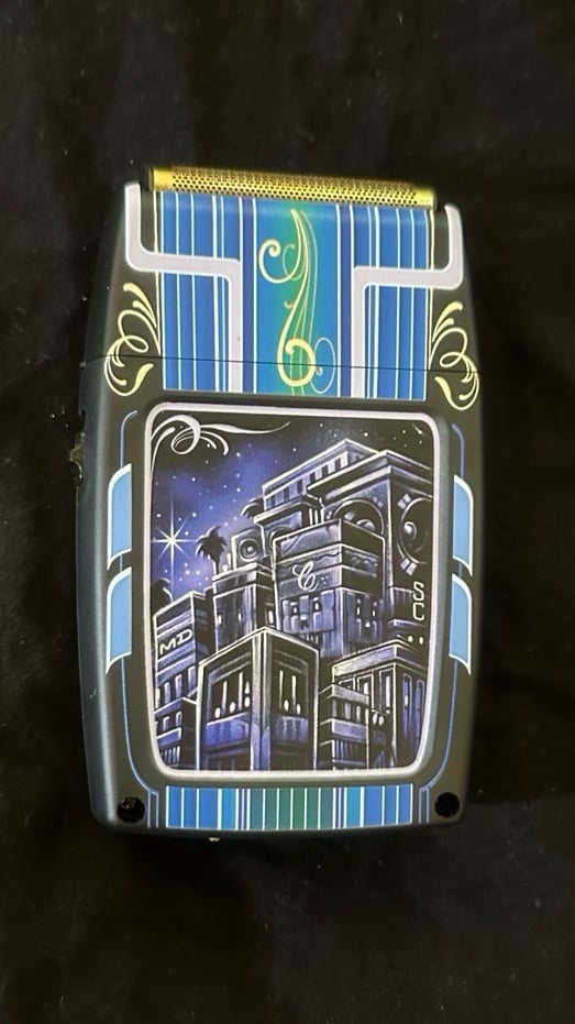 Mr cartoon foil shaver