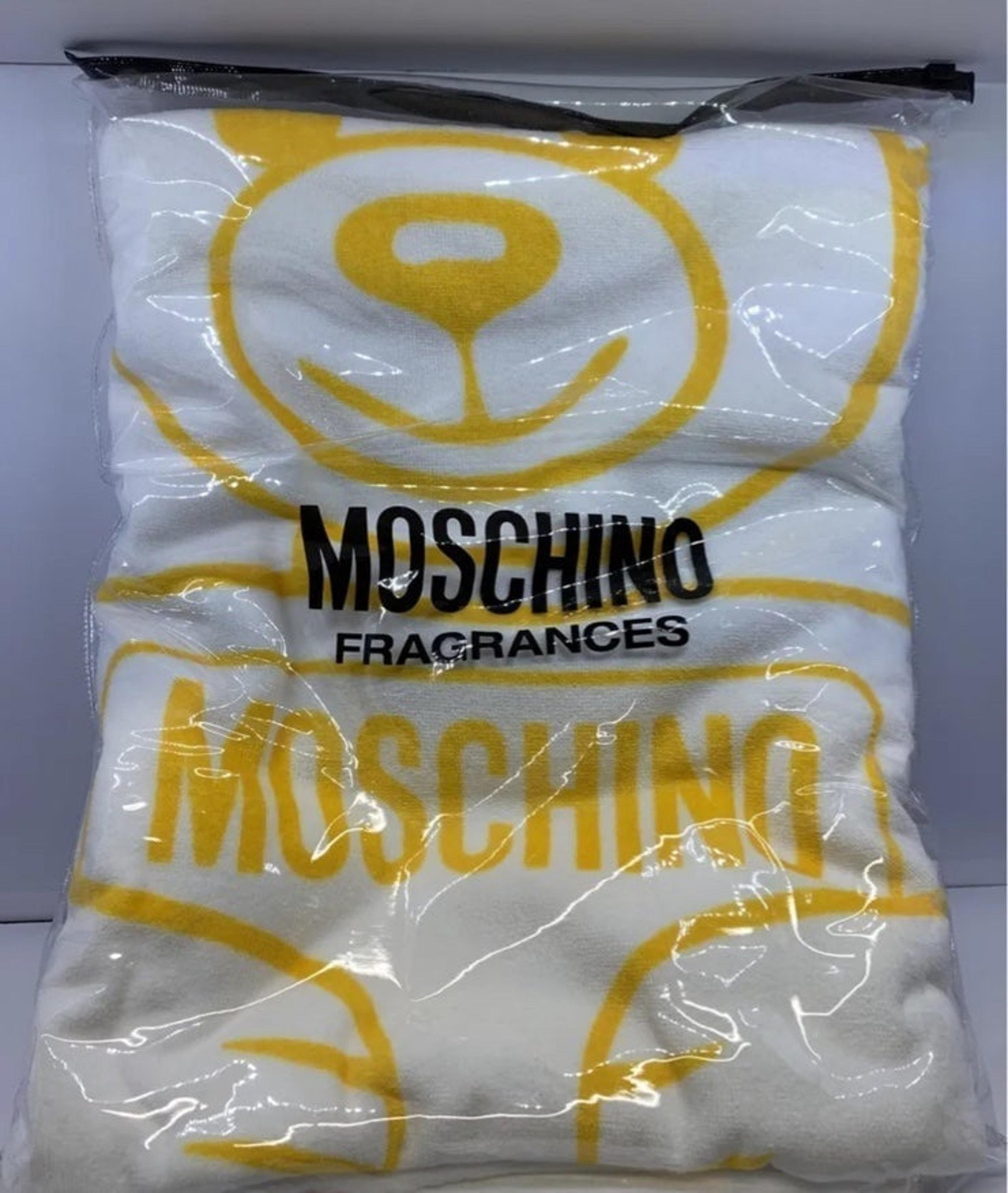 ✅NEW SEALED MOSCHINO Toy 2 Teddy Bear Beach Summerw Soft Towel NEW White Yellow✅