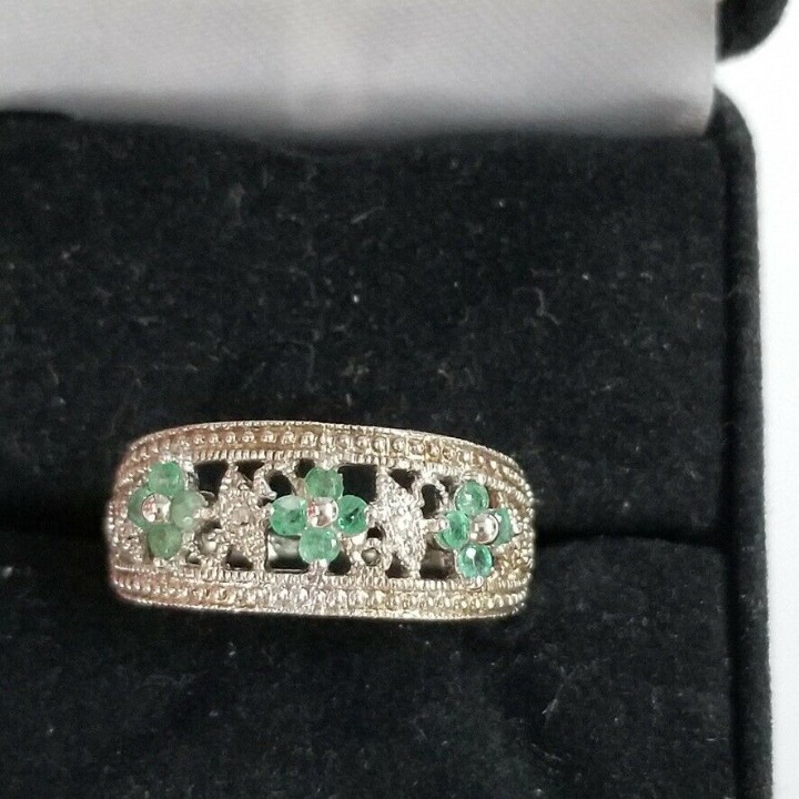 CC Fashion Wedding Band SZ 7 925 Silver