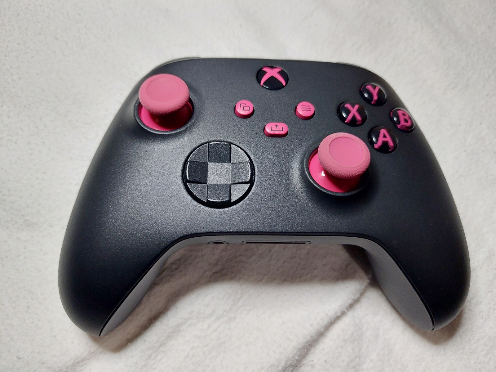 Microsoft Xbox One Series X/S Controller (1914) - Black/Pink OEM