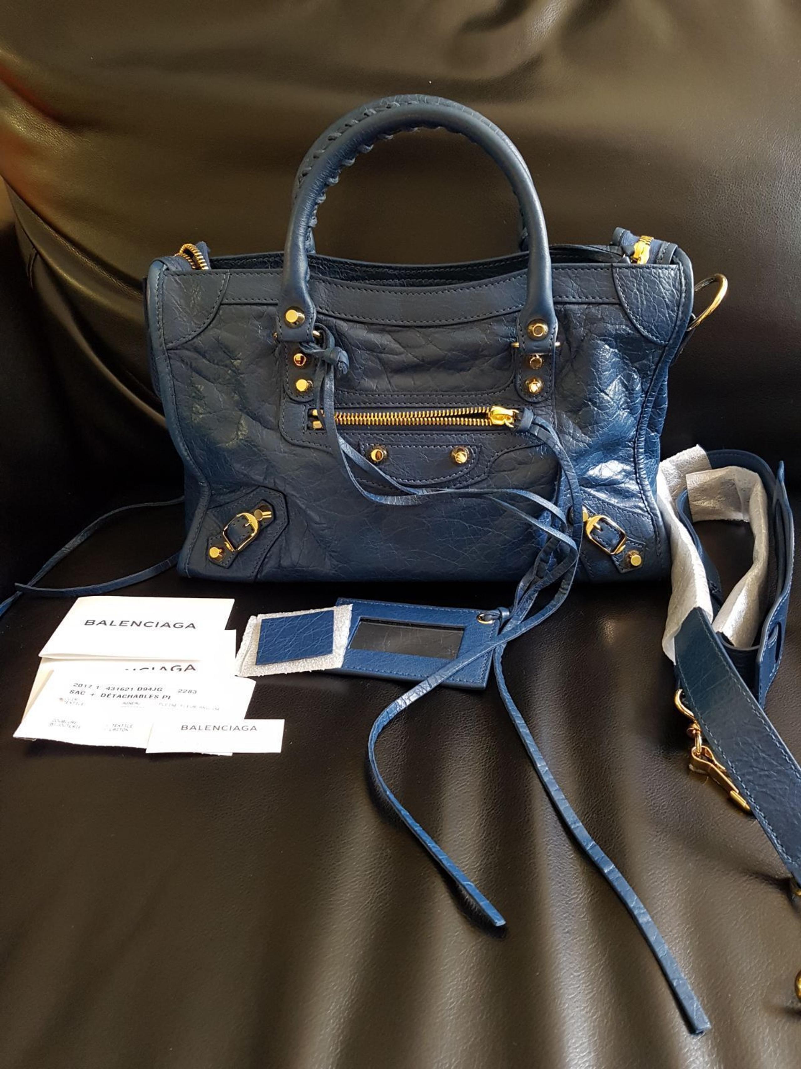 Balenciaga classic city small.nwt