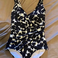 New womens black and white floral print One Piece Swimsuit medium ruched