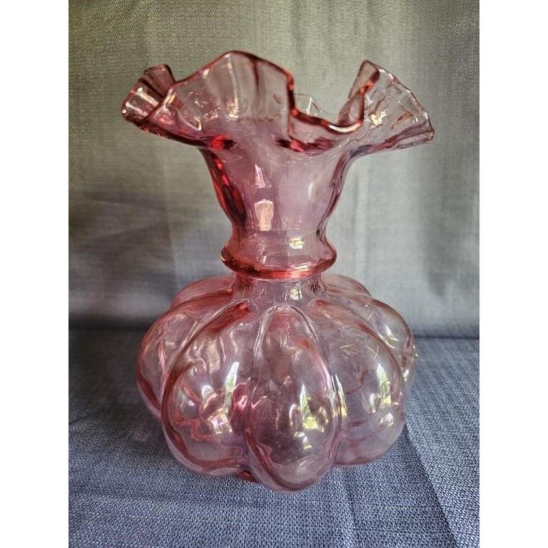 Fenton Cranberry Pink Pinch Ruffle Top Melon Shape Ribbed Bottom Glass Vase 8