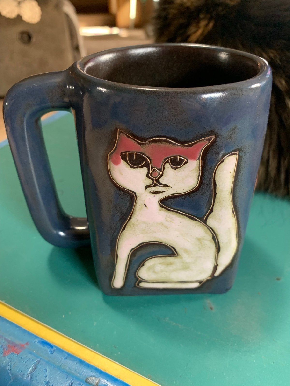 Design by Mara Mexico Art Pottery Cat Coffee Cup, Signed