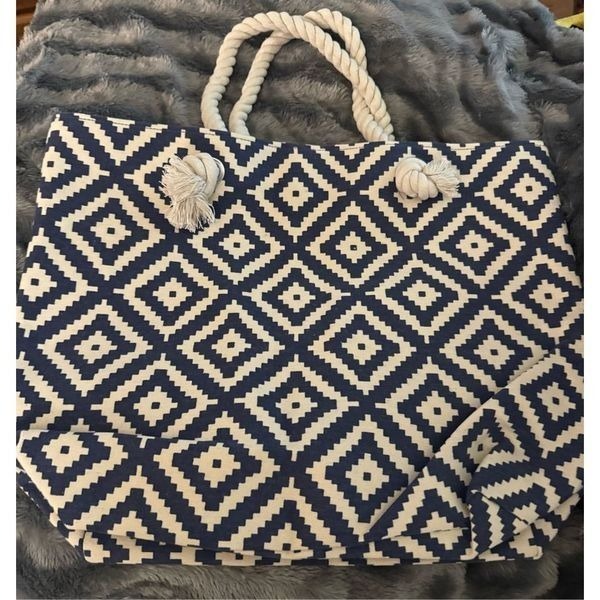 Summer & Rose Navy Diamond tote