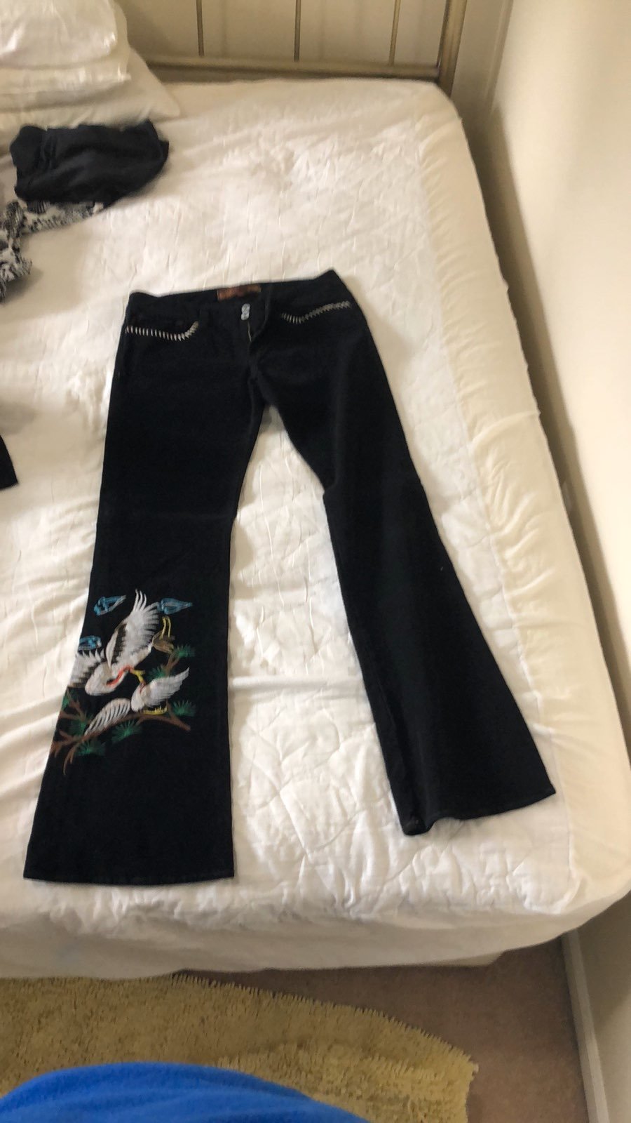 Puka cords size 31