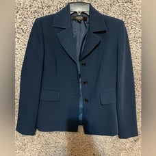 Kasper Women’s Bleu Carrier Cropped Blazer Size 2P.