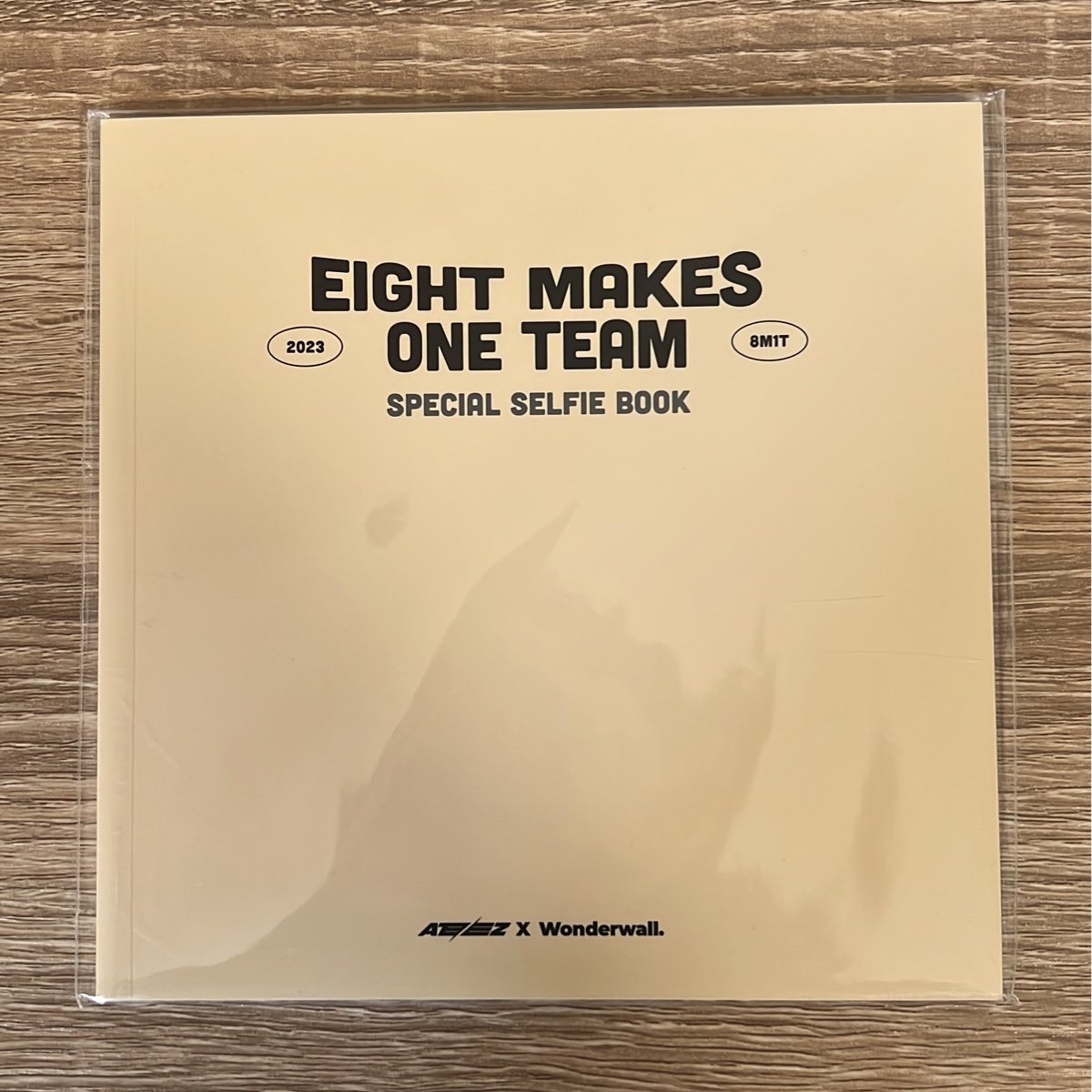 ateez wonderwall selfie book