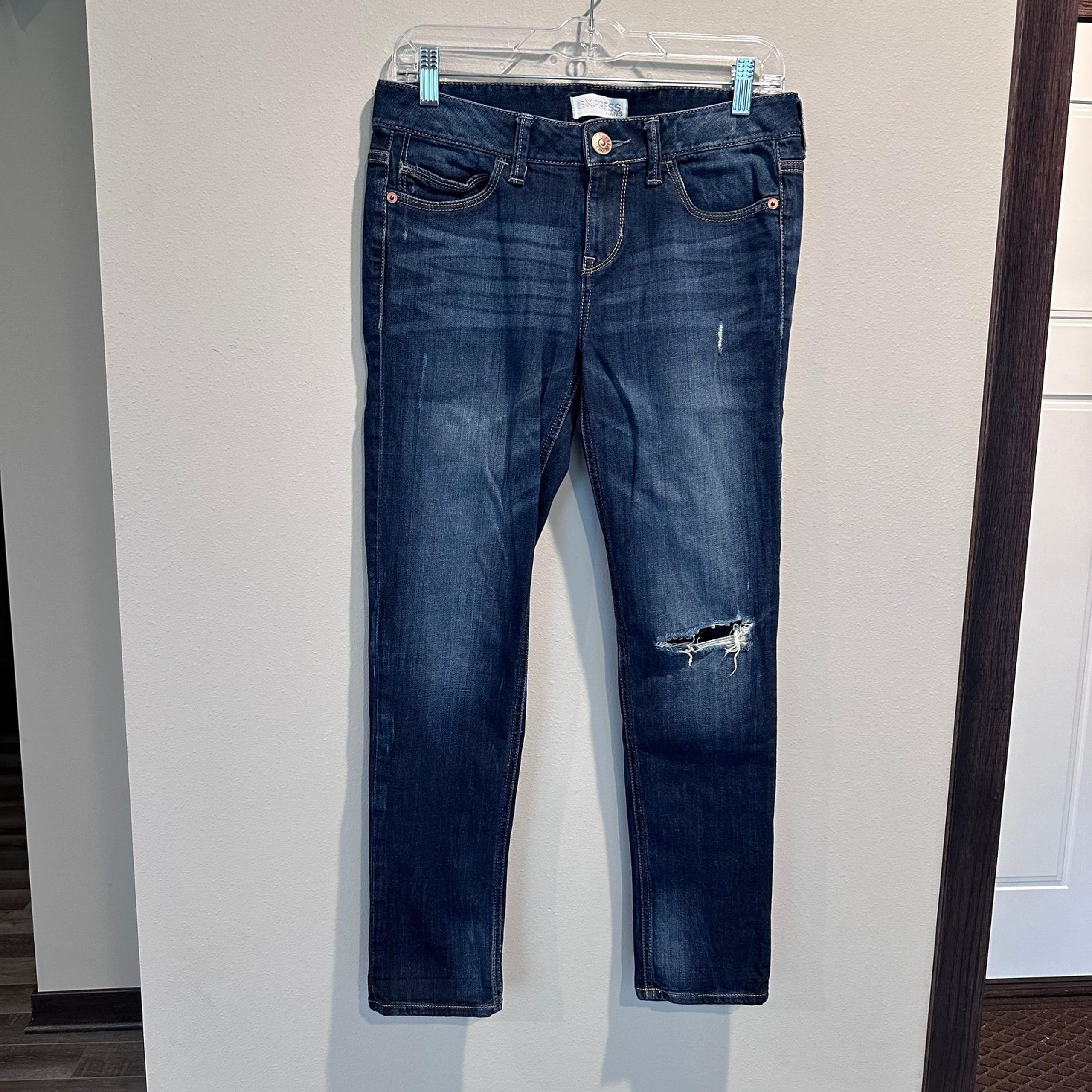 Express Modern Boyfriend Relaxed Fit Mid Rise Dark Wash Ripped Jean Women’s 0