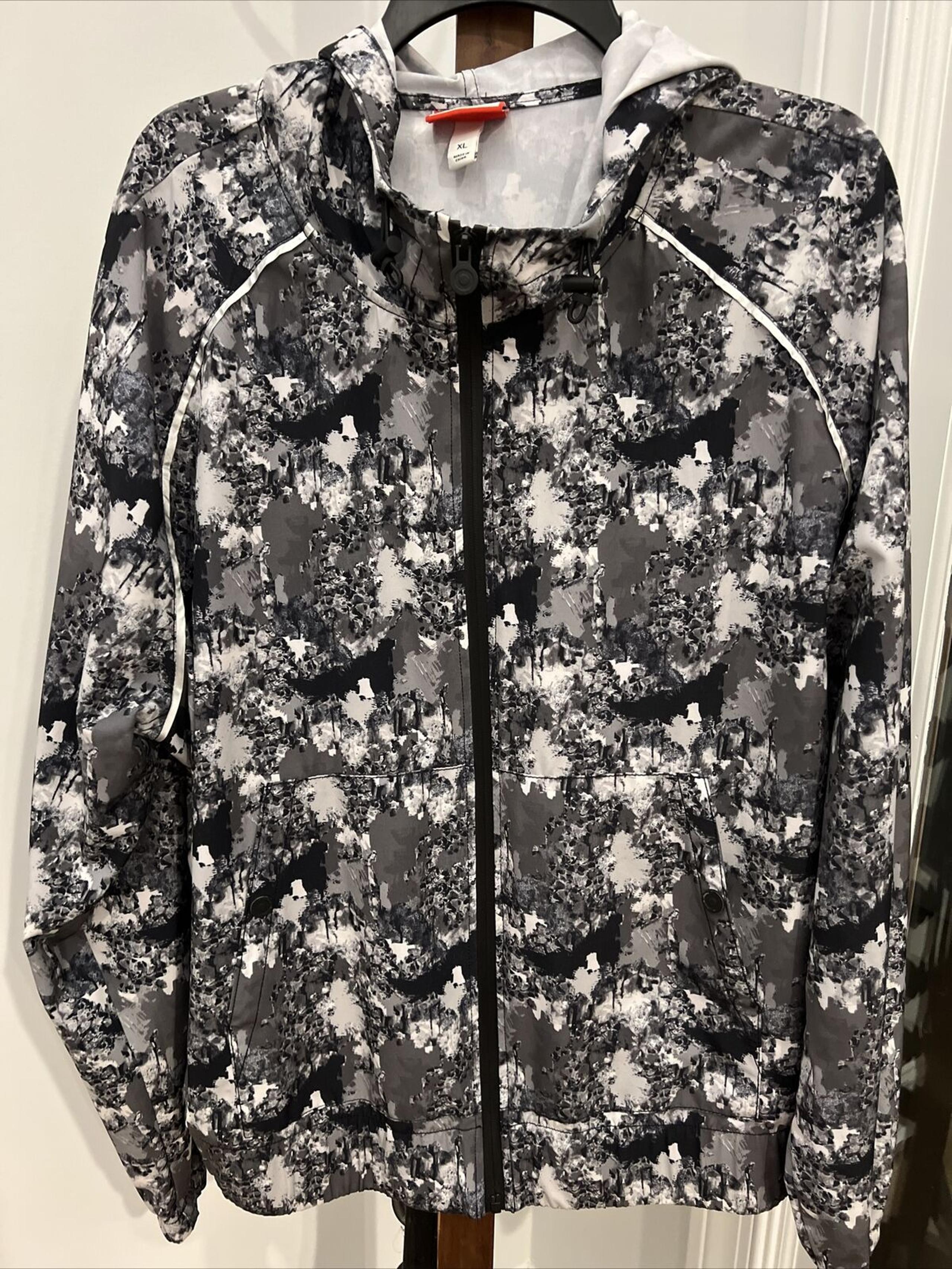 Hunter for Target Jacket Mens X Large Gray Camo Hooded Performance Zip Up