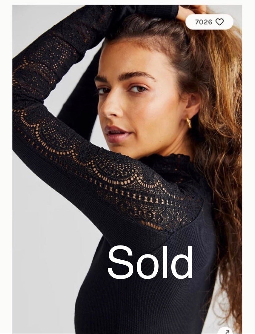 XL Free People Frankie Cuff Knit top