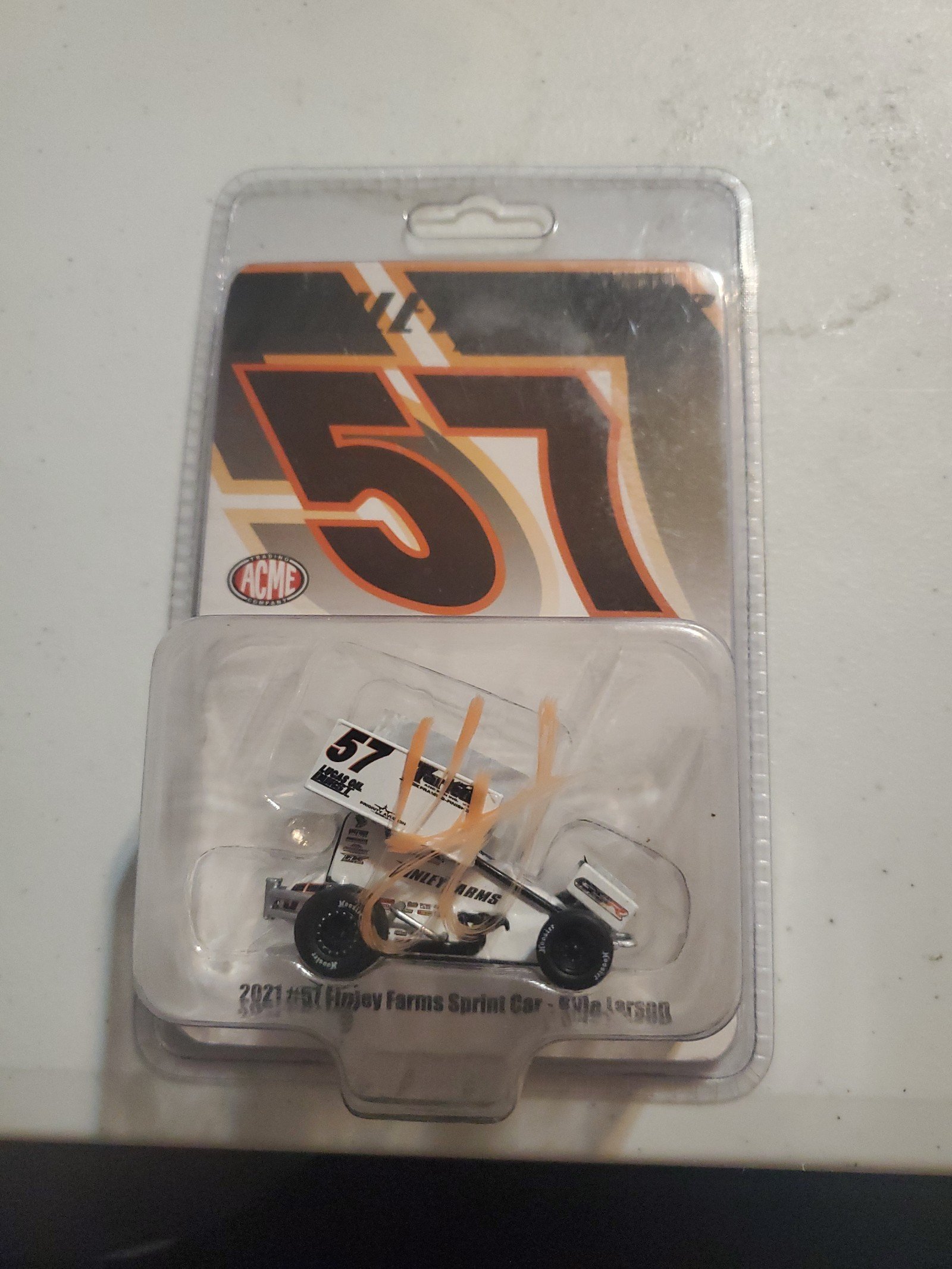 Kyle larson 1/64 Acme Sprint Car Autographed