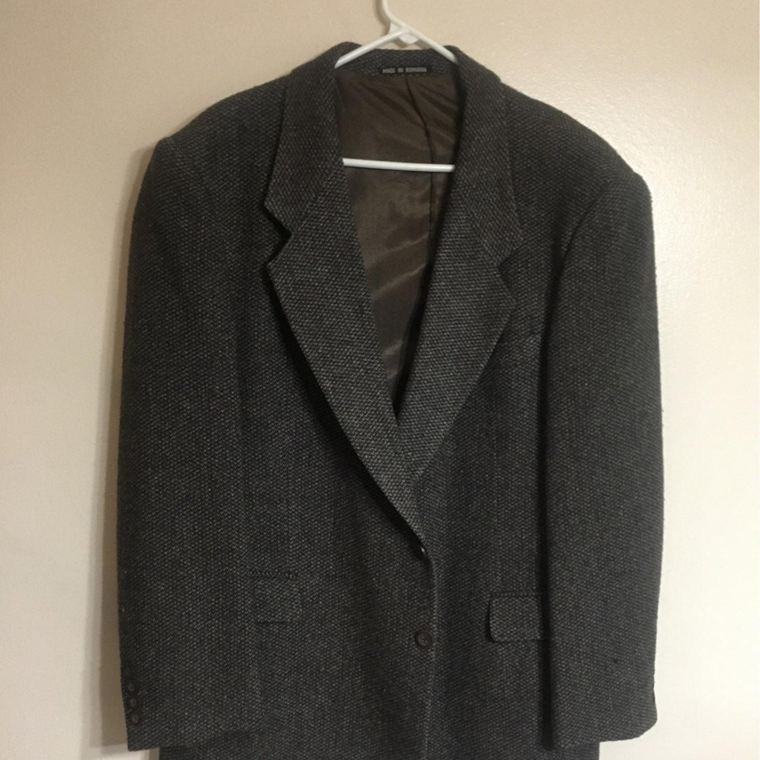 Barrington Men's 100% Wool Blazer