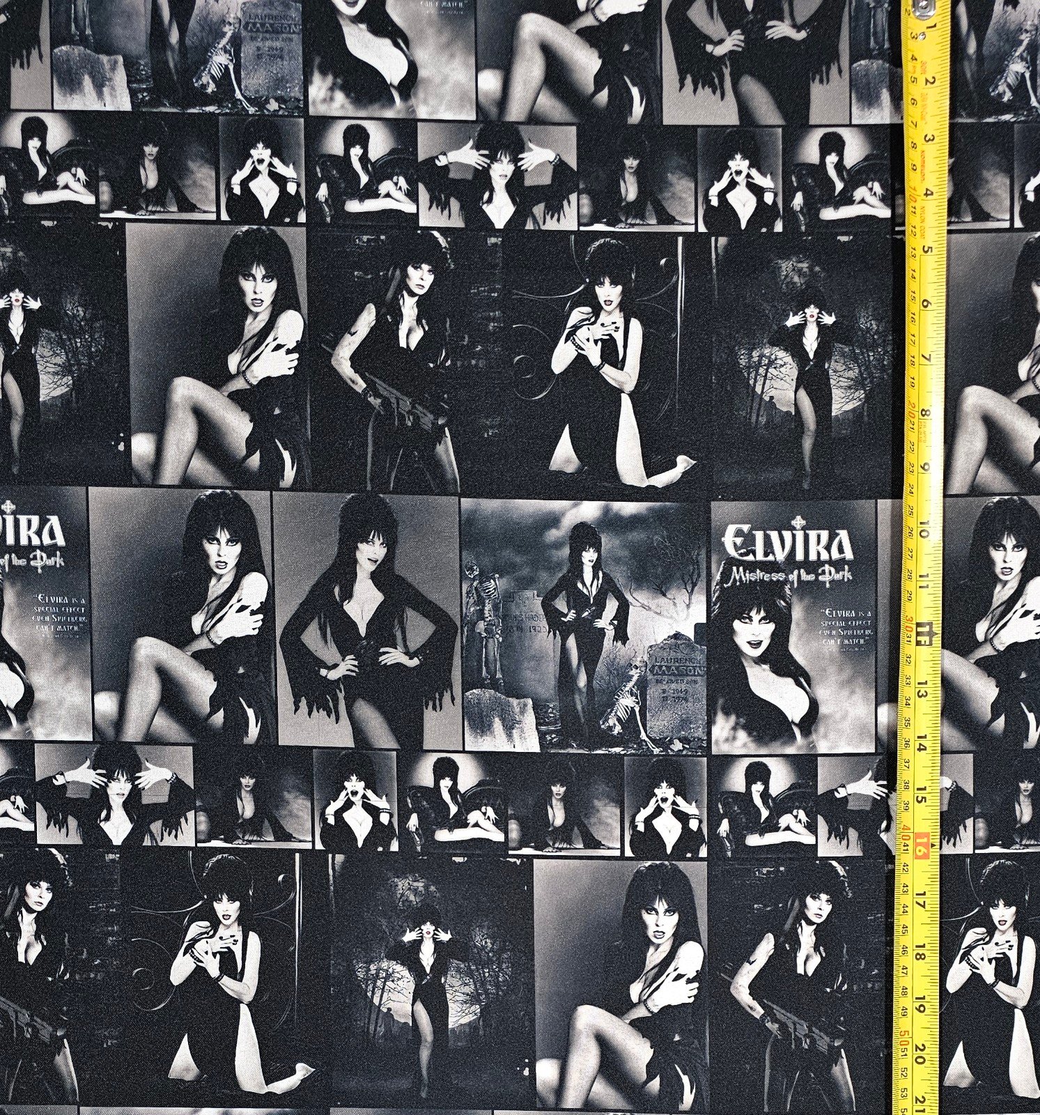 ELVIRA BLACK AND WHITE FABRIC 1 YARD (36 X58 ) BRAND NEW