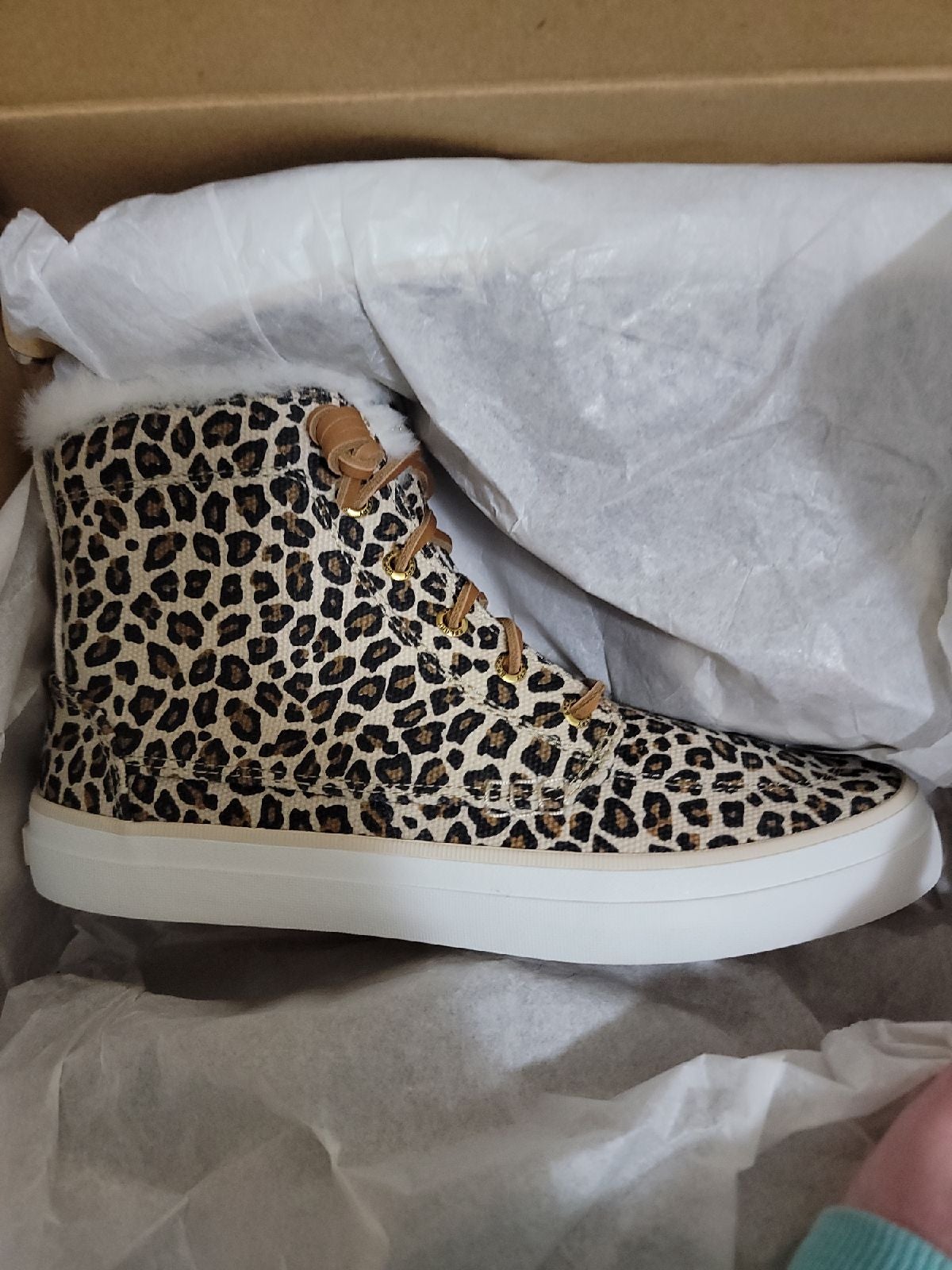 Sperry leopard print