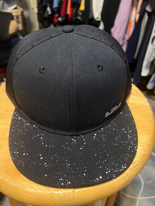 Labron James Nike Men’s Flat Bill SnapBack